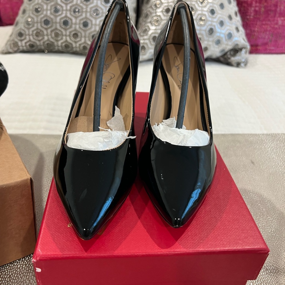 Joan Oloff Black Patent Leather Women's Pumps Size 39